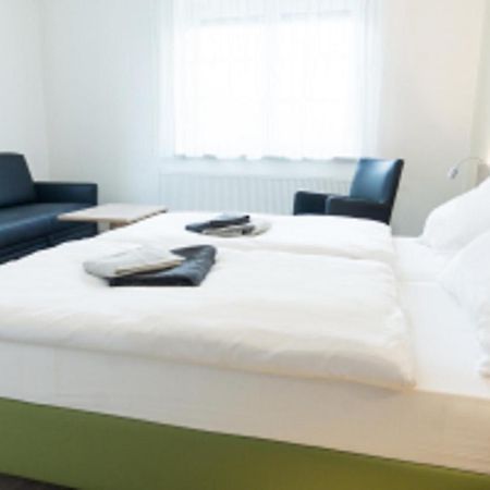 Bauers Gaestehaus Obersiebenbrunn Екстер'єр фото