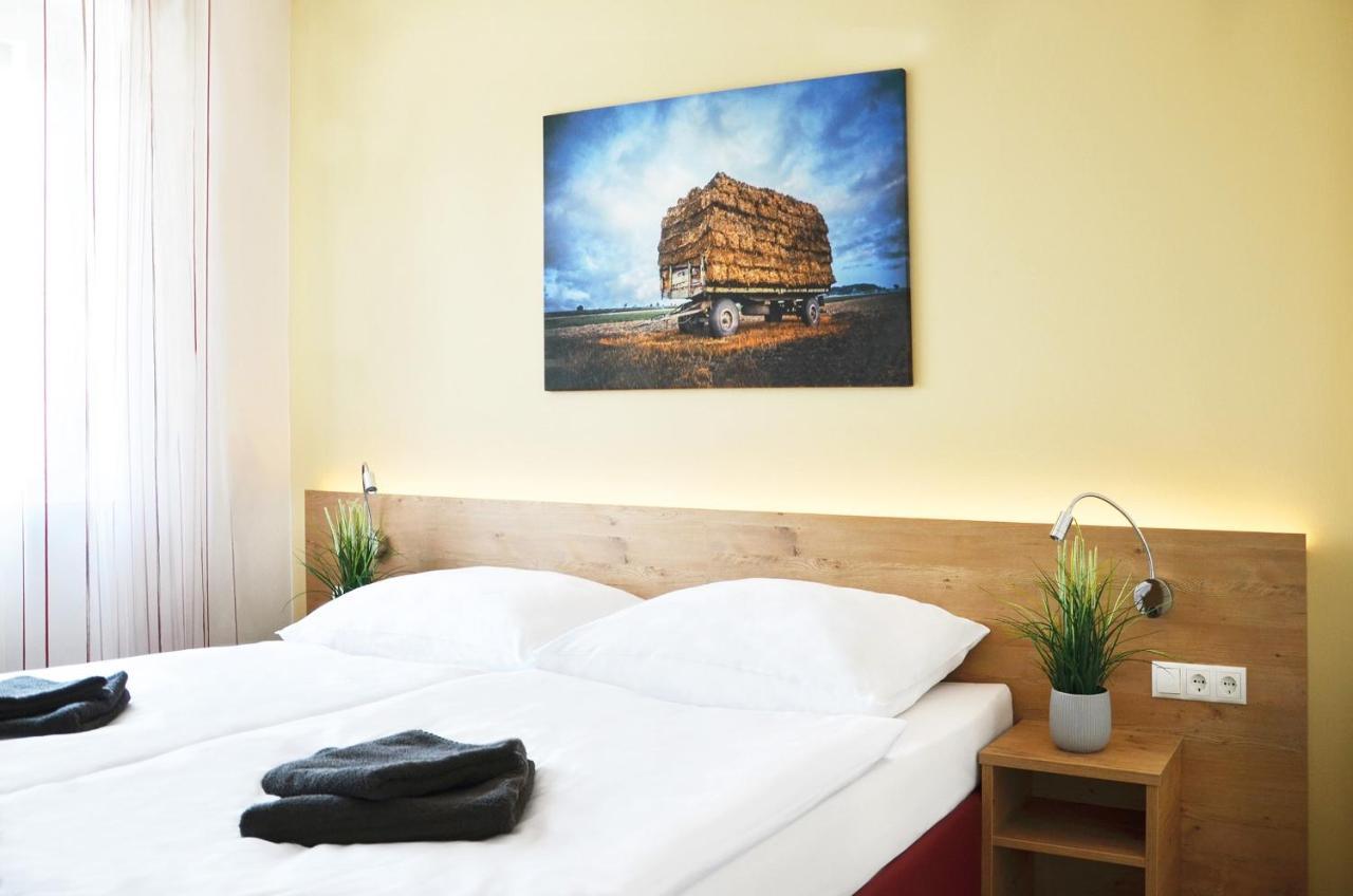 Bauers Gaestehaus Obersiebenbrunn Екстер'єр фото