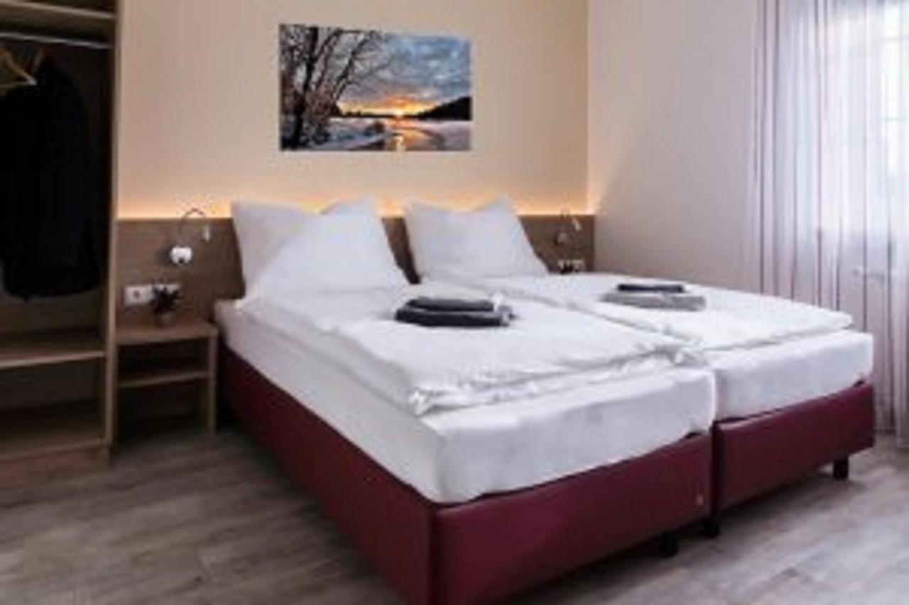 Bauers Gaestehaus Obersiebenbrunn Екстер'єр фото