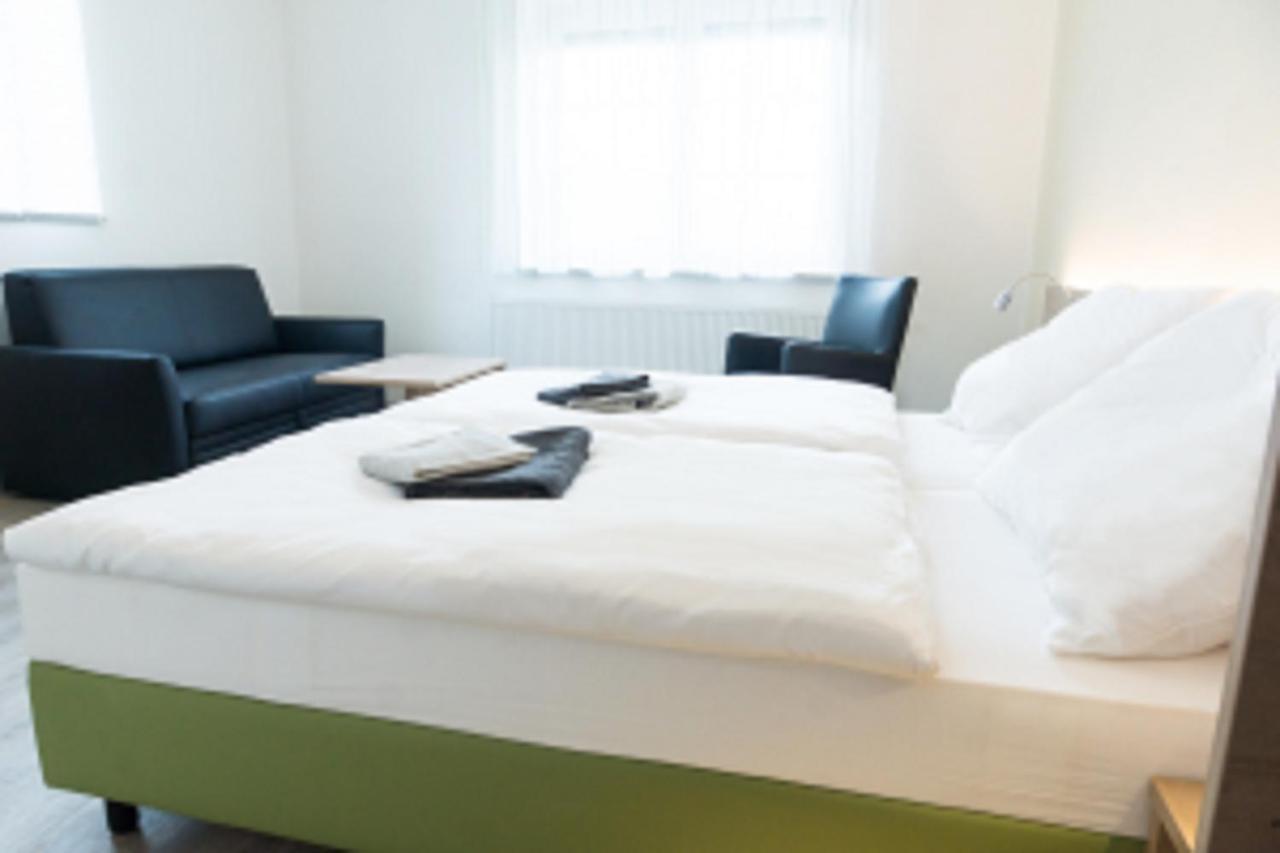 Bauers Gaestehaus Obersiebenbrunn Екстер'єр фото